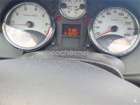 Usado Peugeot 207 90 CV (66 kW) 2006 Rojo Berlina