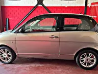 Usado Lancia Ypsilon 75 CV (55 kW) 2008 Gris / plata Utilitario