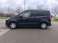 Usado Ford Tourneo Courier Sport 102 CV (75 kW) 2016 Azul Monovolumen