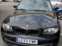 Usado BMW 116 122 CV (89 kW) 2007 Negro Utilitario