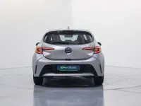 Usado Toyota Corolla Active 98 CV (72 kW) 2022 Plateado Berlina