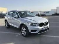 Usado Volvo XC40 Momentum 163 CV (119 kW) 2022 Blanco SUV