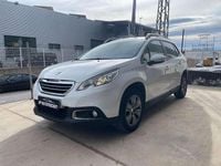 Usado Peugeot 2008 Allure 100 CV (73 kW) 2016 Blanco SUV
