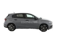 Usado Fiat Tipo 120 CV (88 kW) 2018 Gris / plata Berlina