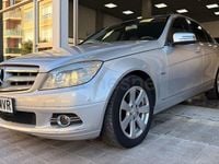 Usado Mercedes C250 Avantgarde 204 CV (150 kW) 2009 Gris / plata Berlina