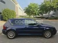 Usado VW Golf IV Highline 105 CV (77 kW) 2002 Azul Berlina