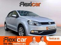 Usado VW Polo Advance 90 CV (66 kW) 2017 Gris Utilitario