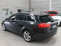 Usado Opel Insignia Cosmo 160 CV (117 kW) 2010 Gris / plata Familiar