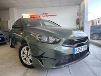Usado Kia Ceed 120 CV (88 kW) 2022 Verde Utilitario