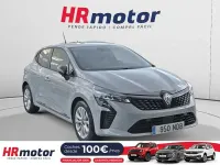 Usado Renault Clio V Evolution 100 CV (73 kW) 2025 Gris / plata Berlina