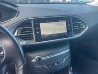 Usado Peugeot 308 Allure 130 CV (95 kW) 2021