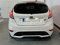 Usado Ford Fiesta Trend 95 CV (69 kW) 2014 Blanco Utilitario