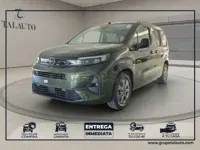 Nuevo Opel Combo 100 CV (73 kW) 2026 Verde Monovolumen