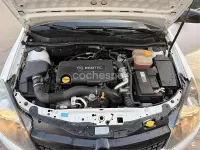 Usado Opel Astra GTC 110 CV (80 kW) 2010 Blanco Berlina