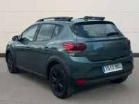 Usado Dacia Sandero Extreme 101 CV (74 kW) 2025 Verde Utilitario