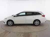 Usado Toyota Auris Touring Sports Active 136 CV (100 kW) 2016 Blanco Familiar