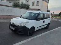 Usado Opel Combo Expression 90 CV (66 kW) 2014 Blanco Monovolumen