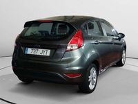 Usado Ford Fiesta Trend 83 CV (61 kW) 2017 Gris Utilitario