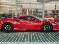 Usado Ferrari F8 780 CV (573 kW) 2021 Rojo Coupe