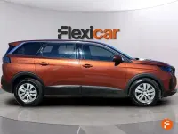 Usado Peugeot 5008 Active 130 CV (95 kW) 2021 Marrón SUV
