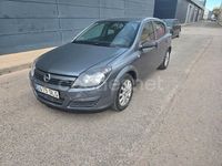 Usado Opel Astra Edition 80 CV (58 kW) 2005 Gris / plata Berlina