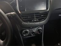 Usado Peugeot 208 Access 82 CV (60 kW) 2013 Azul Utilitario