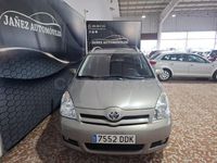 Usado Toyota Corolla Verso Sol 135 CV (99 kW) 2004 Beige Monovolumen