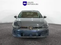 Usado VW Golf VIII 116 CV (85 kW) 2025 Gris / plata Berlina