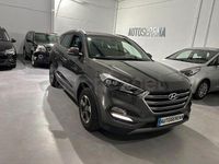 Usado Hyundai Tucson Style 184 CV (135 kW) 2016 Gris / plata SUV