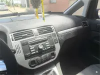 Usado Ford C-MAX Business Edition 100 CV (73 kW) 2007 Azul Monovolumen