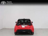 Usado Toyota Yaris Hybrid Style 116 CV (85 kW) 2022 Monovolumen