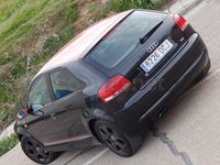 Usado Audi A3 Attraction 105 CV (77 kW) 2005 Negro Utilitario