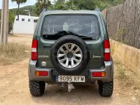 Usado Suzuki Jimny 85 CV (62 kW) 2017 Verde SUV