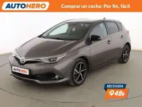 Usado Toyota Auris Hybrid 136 CV (100 kW) 2017 Gris Berlina