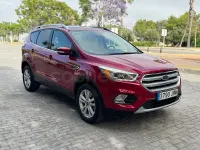 Usado Ford Kuga Titanium 120 CV (88 kW) 2017 Granate SUV