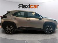 Usado Toyota Yaris Hybrid Active 116 CV (85 kW) 2024 Gris