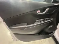 Usado Hyundai Kona 120 CV (88 kW) 2024 Blanco SUV