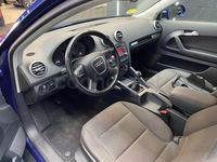 Usado Audi A3 Ambiente 105 CV (77 kW) 2012 Azul Berlina