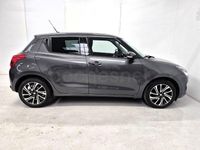 Usado Suzuki Swift 83 CV (61 kW) 2023 Gris / plata Utilitario