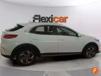 Usado Kia XCeed 101 CV (74 kW) 2024 Blanco SUV