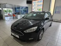 Usado Ford Focus Trend 120 CV (88 kW) 2018 Negro Berlina