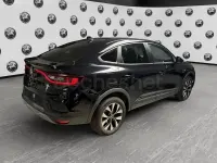 Usado Renault Arkana Techno 140 CV (102 kW) 2023 Negro SUV