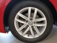 Usado VW Golf VII 116 CV (85 kW) 2019 Rojo Berlina