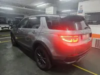Usado Land Rover Discovery Sport Basis 163 CV (119 kW) 2021 Gris / plata SUV