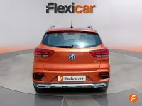 Usado MG ZS Luxury 111 CV (81 kW) 2022 Negro SUV