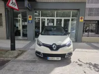 Usado Renault Captur Zen 120 CV (88 kW) 2014 Beige SUV
