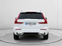 Usado Volvo XC60 Plus 350 CV (257 kW) 2022 Blanco SUV