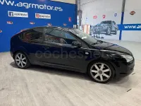 Usado Ford Focus Titanium 136 CV (100 kW) 2005 Negro Berlina