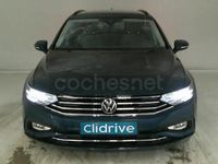 Usado VW Passat 122 CV (89 kW) 2022 Azul Familiar