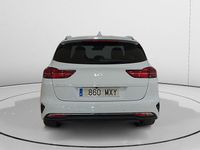 Usado Kia Ceed Style 101 CV (74 kW) 2025 Blanco Utilitario
